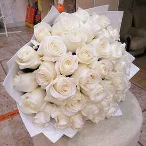 33 розы «White Chocolate»